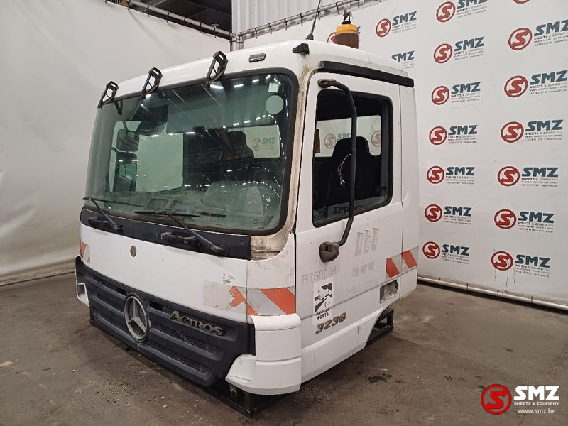 Mercedes-Benz Occ cabine compleet Mercedes Actros MP2 - Kabína a interiér pre Nákladné auto: obrázok 3 Mercedes-Benz Occ cabine compleet Mercedes Actros MP2 - Kabína a interiér pre Nákladné auto: obrázok 3