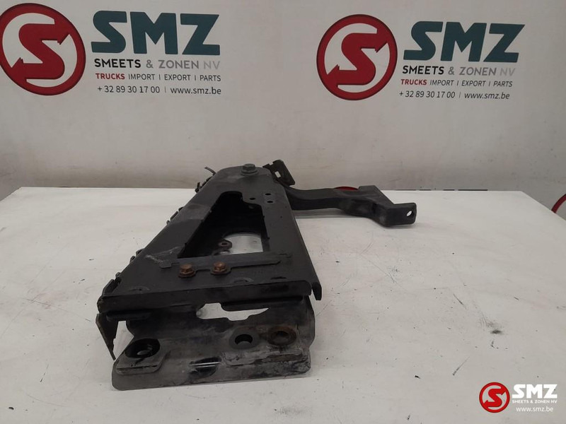 Mercedes-Benz Occ cabinebeugel + montagebeugel rechtsvooraan Mer - Rám/ Podvozok pre Nákladné auto: obrázok 4 Mercedes-Benz Occ cabinebeugel + montagebeugel rechtsvooraan Mer - Rám/ Podvozok pre Nákladné auto: obrázok 4