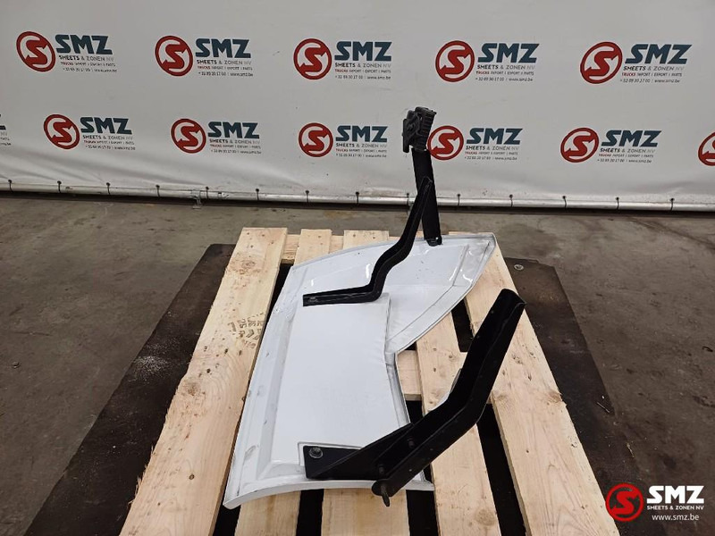 Mercedes-Benz Occ cabinespoiler links Mercedes - Aerodynamika/ Spojler pre Nákladné auto: obrázok 5 Mercedes-Benz Occ cabinespoiler links Mercedes - Aerodynamika/ Spojler pre Nákladné auto: obrázok 5