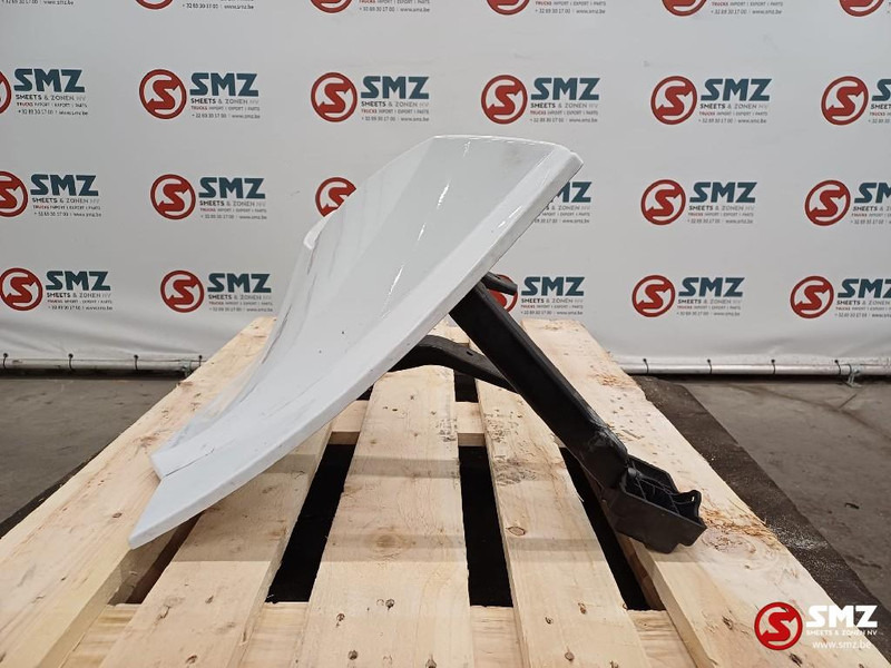 Mercedes-Benz Occ cabinespoiler links Mercedes - Aerodynamika/ Spojler pre Nákladné auto: obrázok 3 Mercedes-Benz Occ cabinespoiler links Mercedes - Aerodynamika/ Spojler pre Nákladné auto: obrázok 3