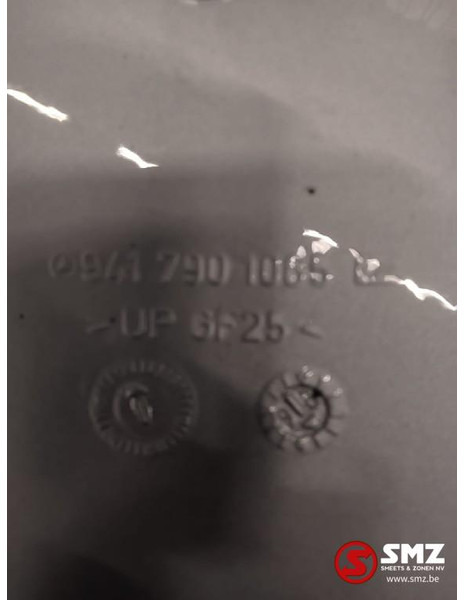 Mercedes-Benz Occ cabinespoilerset Mercedes - Aerodynamika/ Spojler pre Nákladné auto: obrázok 3 Mercedes-Benz Occ cabinespoilerset Mercedes - Aerodynamika/ Spojler pre Nákladné auto: obrázok 3