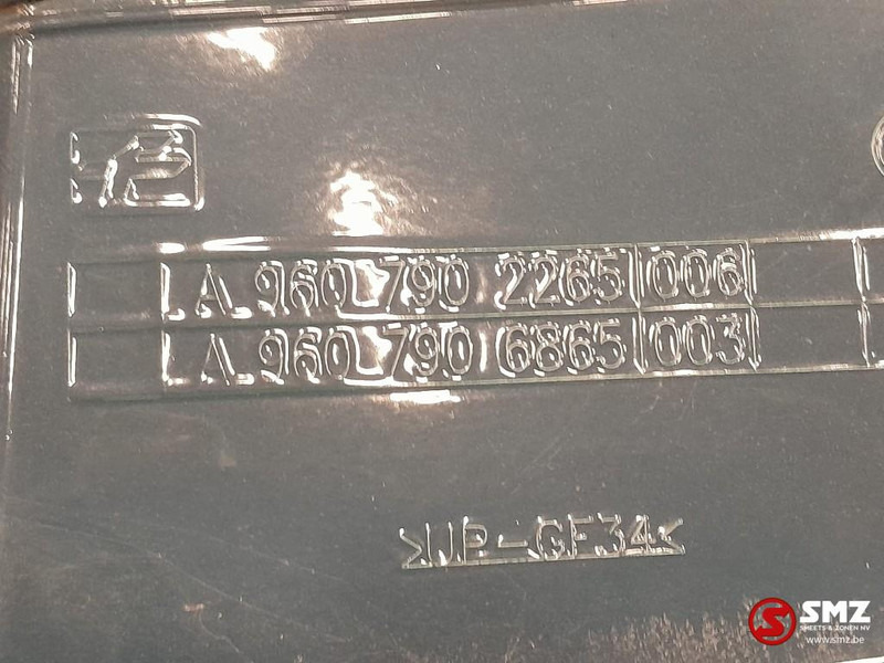 Mercedes-Benz Occ cabinespoilerset Mercedes - Aerodynamika/ Spojler pre Nákladné auto: obrázok 5 Mercedes-Benz Occ cabinespoilerset Mercedes - Aerodynamika/ Spojler pre Nákladné auto: obrázok 5