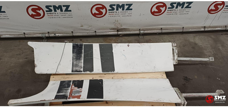 Mercedes-Benz Occ cabinespoilerset Mercedes SK - Aerodynamika/ Spojler pre Nákladné auto: obrázok 3 Mercedes-Benz Occ cabinespoilerset Mercedes SK - Aerodynamika/ Spojler pre Nákladné auto: obrázok 3