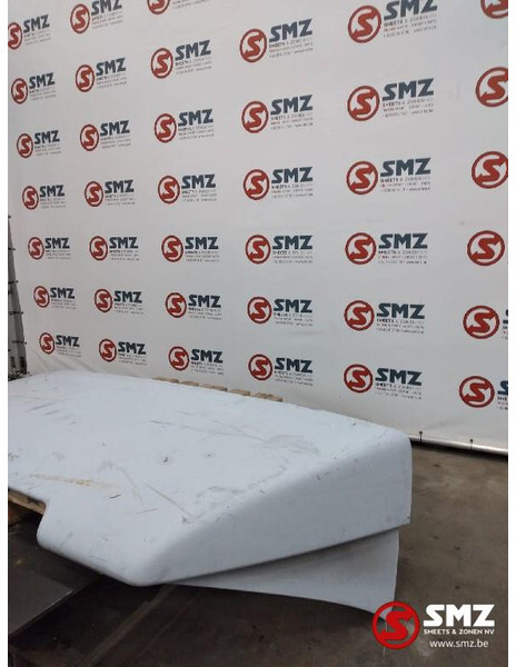 Mercedes-Benz Occ dakspoiler Mercedes - Aerodynamika/ Spojler pre Nákladné auto: obrázok 2 Mercedes-Benz Occ dakspoiler Mercedes - Aerodynamika/ Spojler pre Nákladné auto: obrázok 2