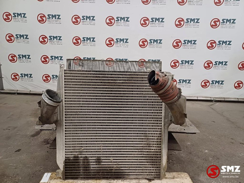 Mercedes-Benz Occ intercooler Mercedes - Medzichladič pre Nákladné auto: obrázok 1 Mercedes-Benz Occ intercooler Mercedes - Medzichladič pre Nákladné auto: obrázok 1