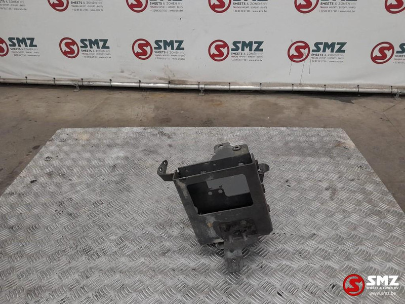 Mercedes-Benz Occ onderste tredebeugel links Mercedes - Rám/ Podvozok pre Nákladné auto: obrázok 4 Mercedes-Benz Occ onderste tredebeugel links Mercedes - Rám/ Podvozok pre Nákladné auto: obrázok 4