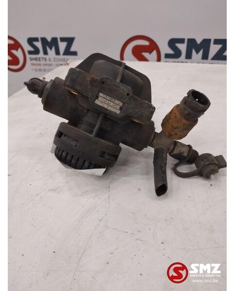 Mercedes-Benz Occ relaisklep Mercedes Atego 9730060020 Wabco - Riadiaca jednotka pre Nákladné auto: obrázok 2 Mercedes-Benz Occ relaisklep Mercedes Atego 9730060020 Wabco - Riadiaca jednotka pre Nákladné auto: obrázok 2