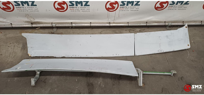 Mercedes-Benz Occ set cabinespoilers links + rechts Mercedes SK - Aerodynamika/ Spojler pre Nákladné auto: obrázok 1 Mercedes-Benz Occ set cabinespoilers links + rechts Mercedes SK - Aerodynamika/ Spojler pre Nákladné auto: obrázok 1