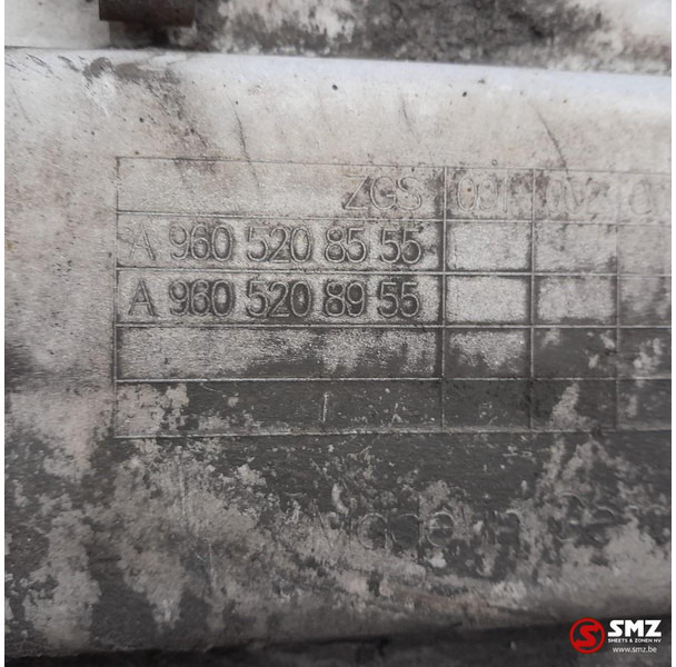 Mercedes-Benz Occ side skirt links Mercedes - Rám/ Podvozok pre Nákladné auto: obrázok 3 Mercedes-Benz Occ side skirt links Mercedes - Rám/ Podvozok pre Nákladné auto: obrázok 3