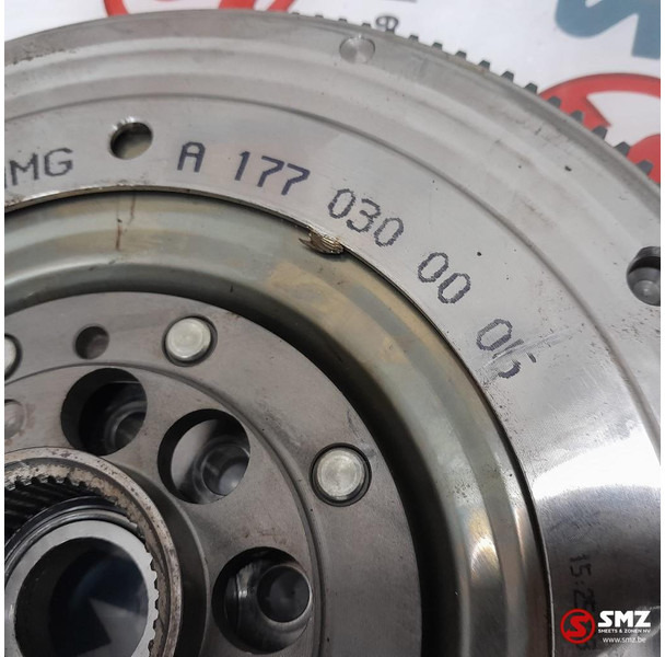 Mercedes-Benz Occ vliegwiel AMG C63S Mercedes - Motor a diely pre Automobil: obrázok 4 Mercedes-Benz Occ vliegwiel AMG C63S Mercedes - Motor a diely pre Automobil: obrázok 4