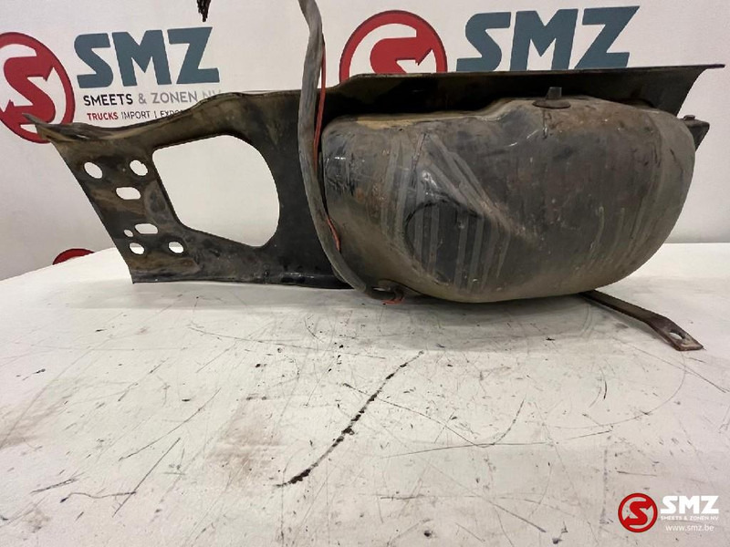 Mercedes-Benz Occ voorbumper + koplamp links Mercedes - Nárazník pre Nákladné auto: obrázok 2 Mercedes-Benz Occ voorbumper + koplamp links Mercedes - Nárazník pre Nákladné auto: obrázok 2