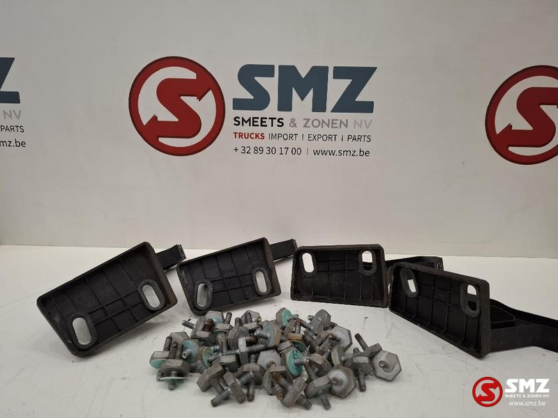 Renault Occ bevestigingsset zonneklep Renault - Slnečná clona pre Nákladné auto: obrázok 3 Renault Occ bevestigingsset zonneklep Renault - Slnečná clona pre Nákladné auto: obrázok 3