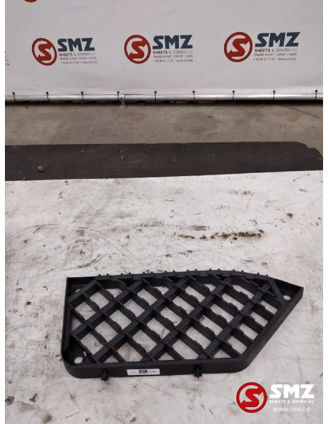 Renault Opstap onder links renault - Kabína a interiér pre Nákladné auto: obrázok 2 Renault Opstap onder links renault - Kabína a interiér pre Nákladné auto: obrázok 2