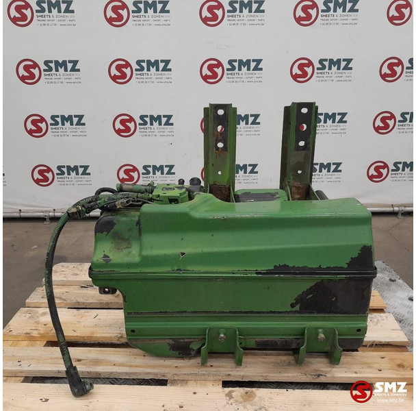 Scania Occ AdBluetank 75L + AdBlueniveausensor Scania - Palivový systém pre Nákladné auto: obrázok 1 Scania Occ AdBluetank 75L + AdBlueniveausensor Scania - Palivový systém pre Nákladné auto: obrázok 1