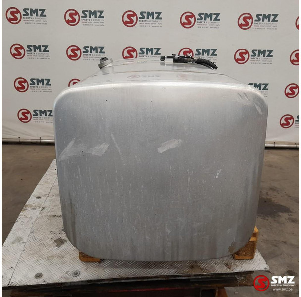 Scania Occ brandstoftank 700L + brandstofniveausensor Sca - Palivová nádrž pre Nákladné auto: obrázok 3 Scania Occ brandstoftank 700L + brandstofniveausensor Sca - Palivová nádrž pre Nákladné auto: obrázok 3