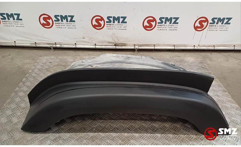 Scania Occ spatbord links vooraan Scania - Karoséria a exteriér pre Nákladné auto: obrázok 1 Scania Occ spatbord links vooraan Scania - Karoséria a exteriér pre Nákladné auto: obrázok 1