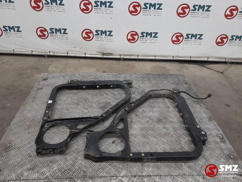 Volvo Occ 2 sideskirtbeugels Volvo - Rám/ Podvozok pre Nákladné auto: obrázok 2 Volvo Occ 2 sideskirtbeugels Volvo - Rám/ Podvozok pre Nákladné auto: obrázok 2