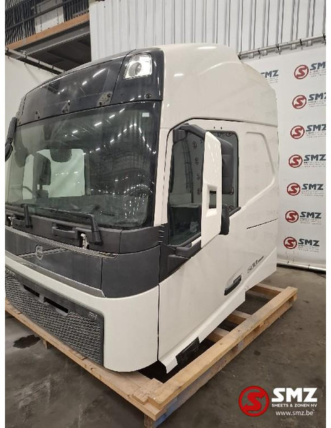 Volvo Occ cabine compleet Volvo FH4 - Kabína a interiér pre Nákladné auto: obrázok 2 Volvo Occ cabine compleet Volvo FH4 - Kabína a interiér pre Nákladné auto: obrázok 2