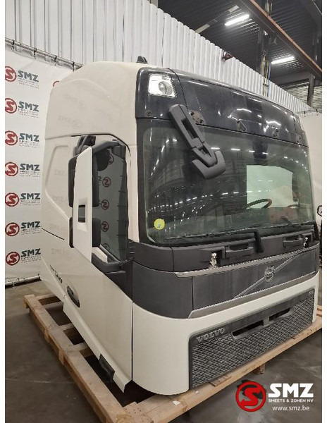 Volvo Occ cabine compleet Volvo FH4 - Kabína a interiér pre Nákladné auto: obrázok 1 Volvo Occ cabine compleet Volvo FH4 - Kabína a interiér pre Nákladné auto: obrázok 1