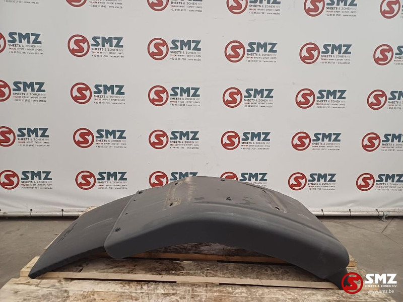 Volvo Occ spatbord cabine achter L/R Volvo - Karoséria a exteriér pre Nákladné auto: obrázok 5 Volvo Occ spatbord cabine achter L/R Volvo - Karoséria a exteriér pre Nákladné auto: obrázok 5