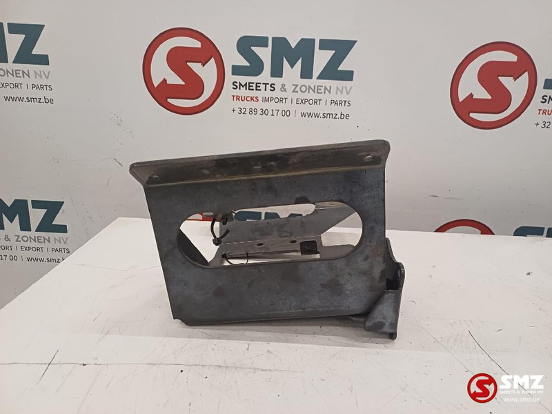 Volvo Occ spatbordsteun vooras rechtsachter Volvo - Karoséria a exteriér pre Nákladné auto: obrázok 3 Volvo Occ spatbordsteun vooras rechtsachter Volvo - Karoséria a exteriér pre Nákladné auto: obrázok 3