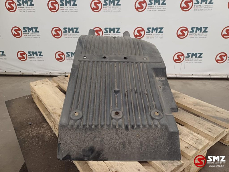 Volvo Occ spatscherm vooraan rechts Volvo - Karoséria a exteriér pre Nákladné auto: obrázok 3 Volvo Occ spatscherm vooraan rechts Volvo - Karoséria a exteriér pre Nákladné auto: obrázok 3