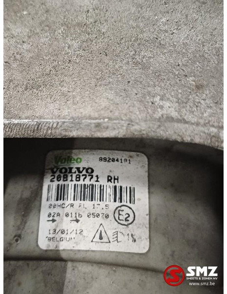 Volvo Occ voorbumper Volvo - Nárazník pre Nákladné auto: obrázok 5 Volvo Occ voorbumper Volvo - Nárazník pre Nákladné auto: obrázok 5