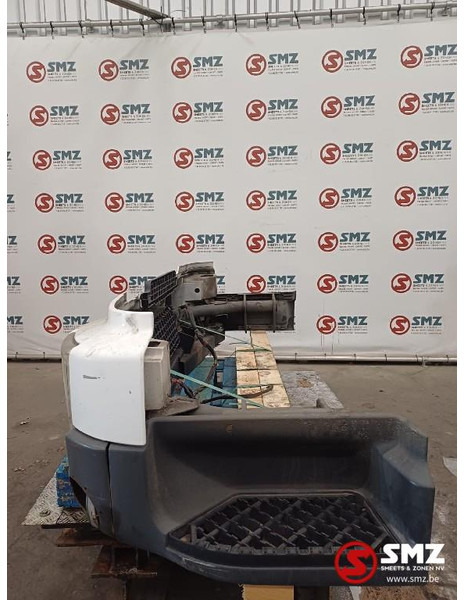 Volvo Occ voorbumper Volvo - Nárazník pre Nákladné auto: obrázok 3 Volvo Occ voorbumper Volvo - Nárazník pre Nákladné auto: obrázok 3