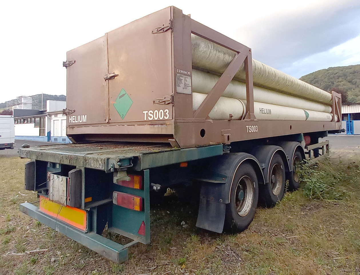 FRUEHAUF Gas tank tube semi-trailer used for compressed helium, hydrogen, Wasserstoff - Cisternový náves: obrázok 3 FRUEHAUF Gas tank tube semi-trailer used for compressed helium, hydrogen, Wasserstoff - Cisternový náves: obrázok 3