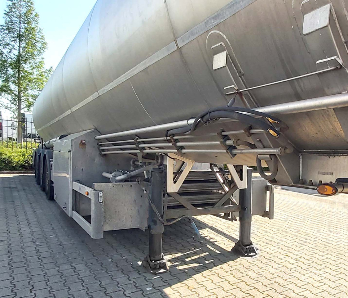 INDOX Gas tank semi-trailer cryogenic used for LNG, Methan, Methane, ethylene, nitrogen. - Cisternový náves: obrázok 5 INDOX Gas tank semi-trailer cryogenic used for LNG, Methan, Methane, ethylene, nitrogen. - Cisternový náves: obrázok 5