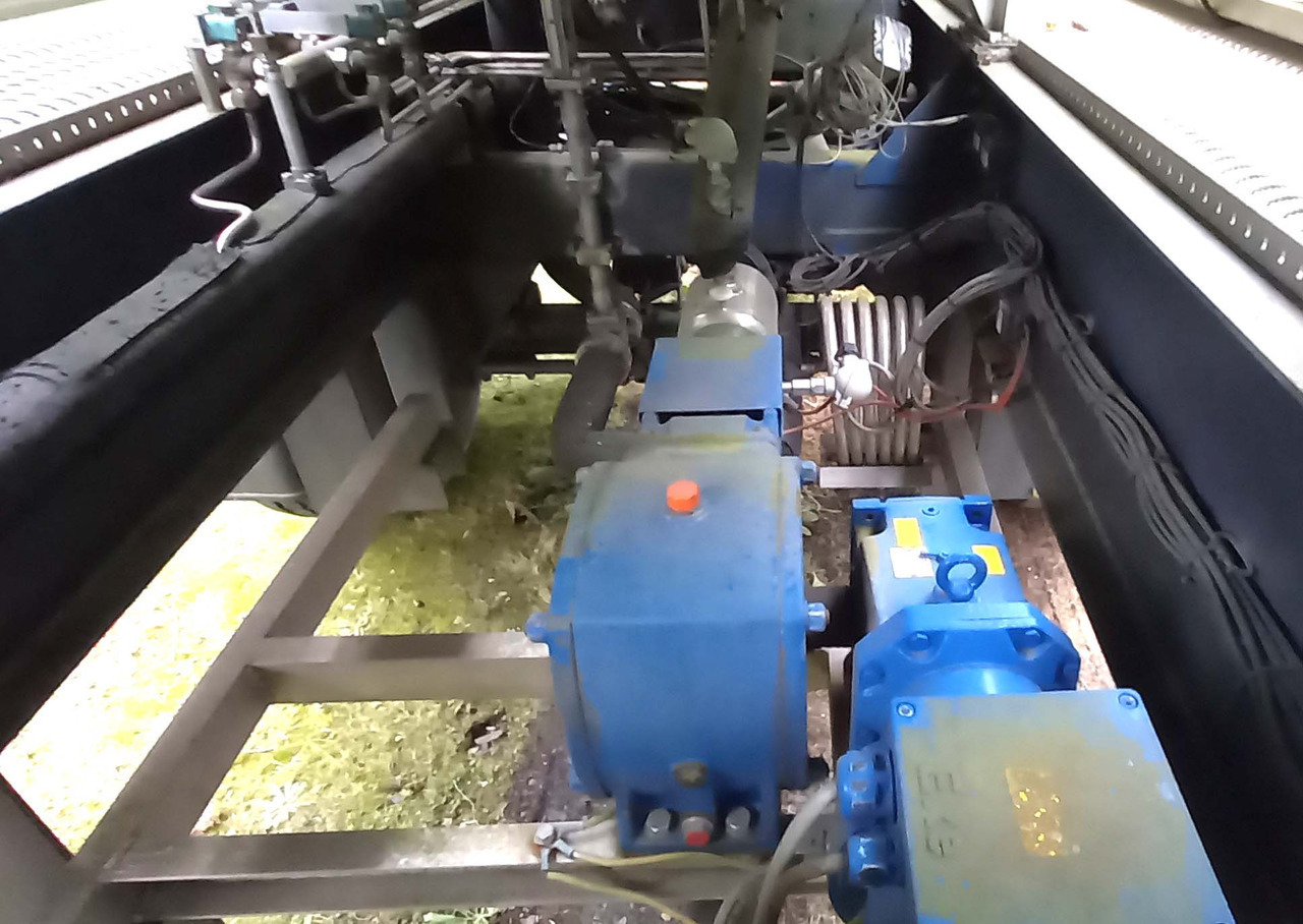 Cisternový náves Messer Griesheim Gas tank semi-trailer used for LNG/CNG mobile filling station Methan Gas Cryogenic: obrázok 18 Cisternový náves Messer Griesheim Gas tank semi-trailer used for LNG/CNG mobile filling station Methan Gas Cryogenic: obrázok 18