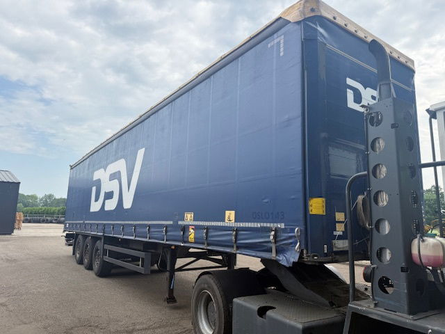 Schmitz Cargobull Laadklep - Plachtový náves: obrázok 3 Schmitz Cargobull Laadklep - Plachtový náves: obrázok 3