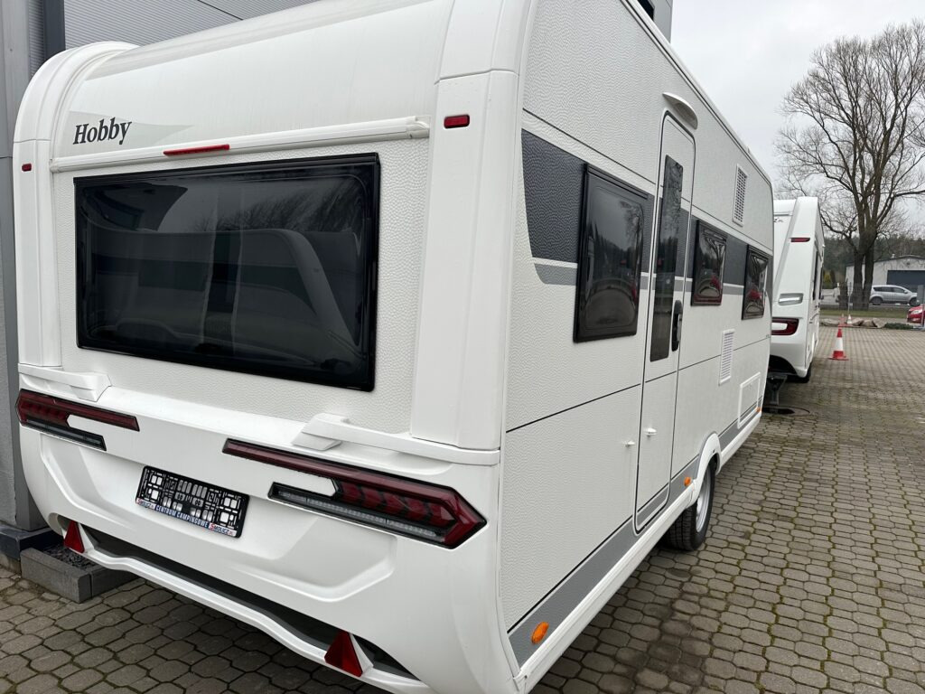DE LUXE 495 UL 2024 - Obytný príves: obrázok 4 DE LUXE 495 UL 2024 - Obytný príves: obrázok 4