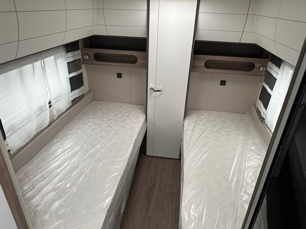 Obytný príves EXCELLENT EDITION 540 WLU: obrázok 9 Obytný príves EXCELLENT EDITION 540 WLU: obrázok 9