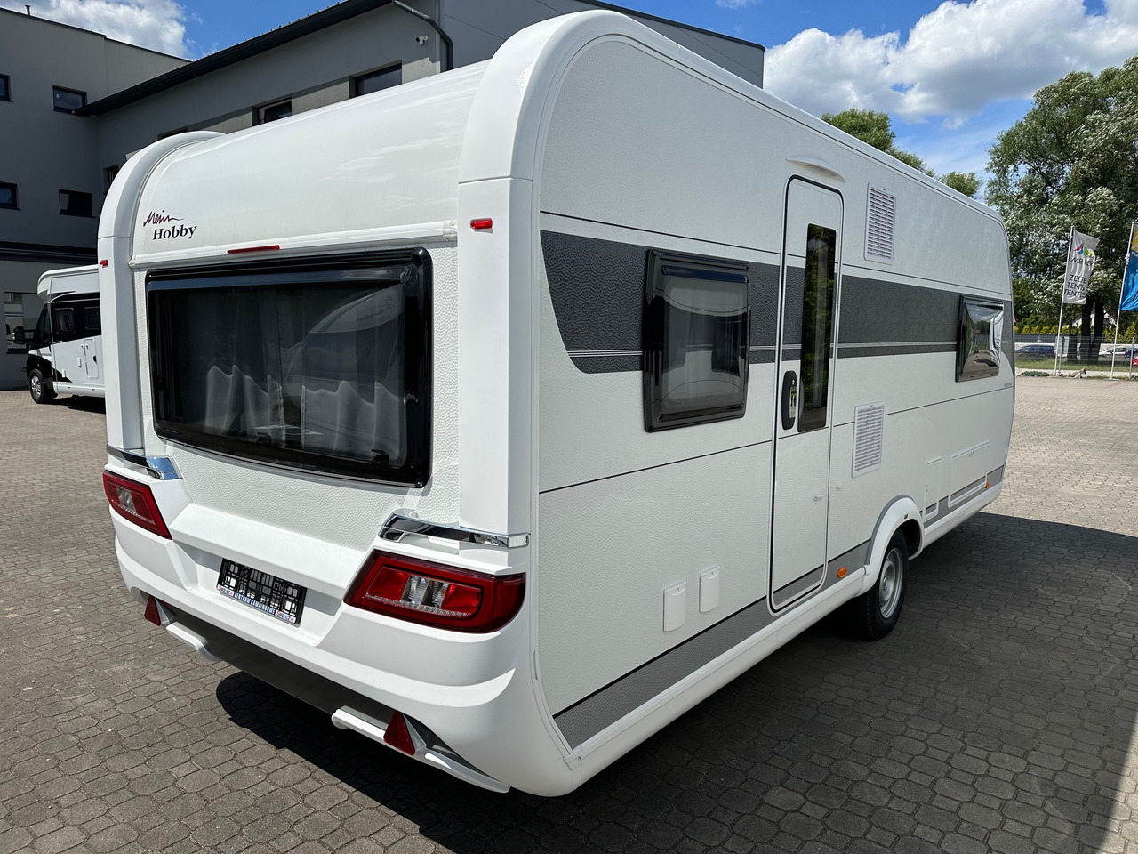 Hobby 560 UL Prestige 2023 - Obytný príves: obrázok 4 Hobby 560 UL Prestige 2023 - Obytný príves: obrázok 4