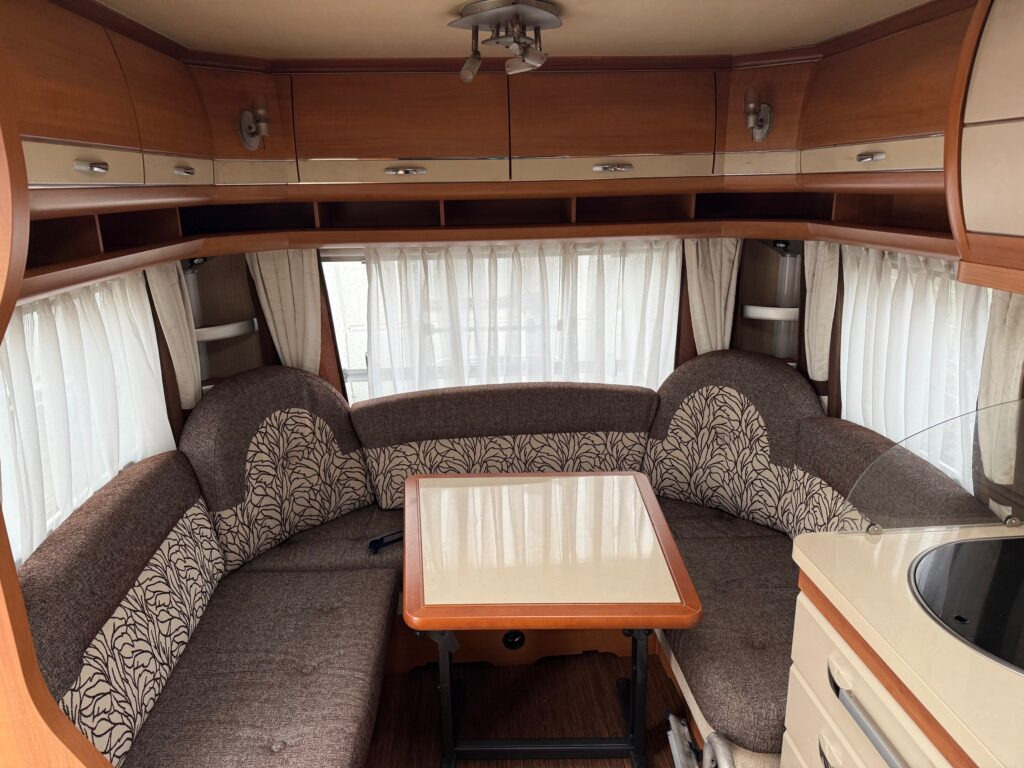 Hobby Excellent 460 UFe 2013 - Obytný príves: obrázok 5 Hobby Excellent 460 UFe 2013 - Obytný príves: obrázok 5