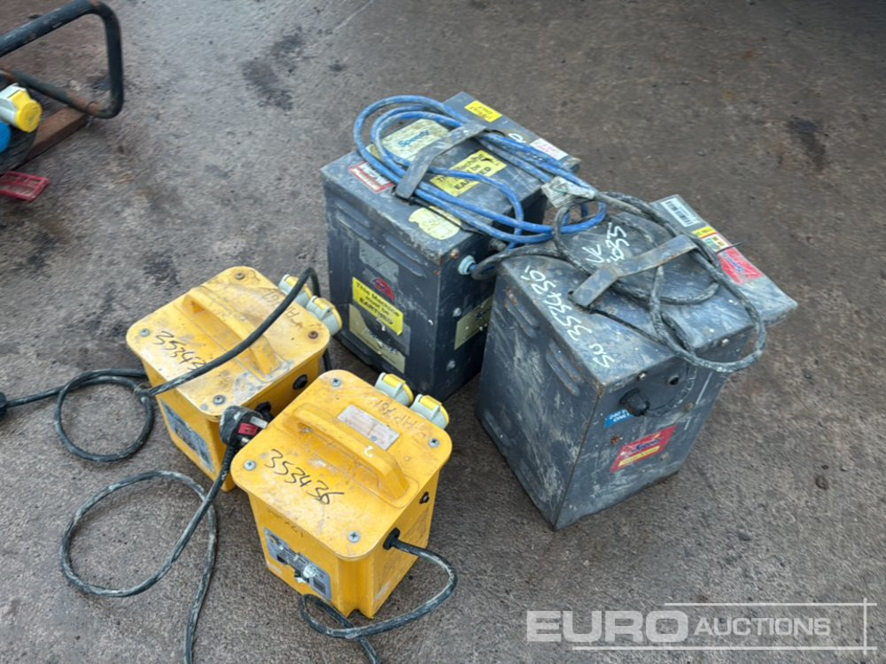 110 Volt Transformers (4 of) - Stavebné zariadenia: obrázok 1 110 Volt Transformers (4 of) - Stavebné zariadenia: obrázok 1