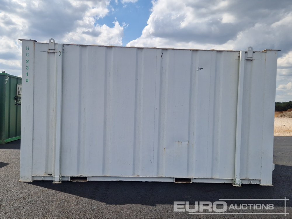 16' x 8' Toilet (Cannot Be Reconsigned) - Lodny kontajner: obrázok 2 16' x 8' Toilet (Cannot Be Reconsigned) - Lodny kontajner: obrázok 2