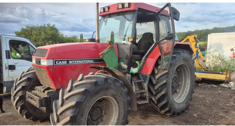 1993 Case International 5140 - Traktor: obrázok 3 1993 Case International 5140 - Traktor: obrázok 3