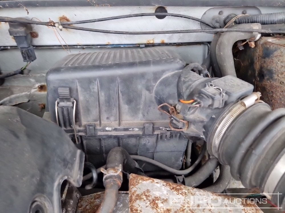 SUV 2002 Land Rover Defender 90: obrázok 14 SUV 2002 Land Rover Defender 90: obrázok 14