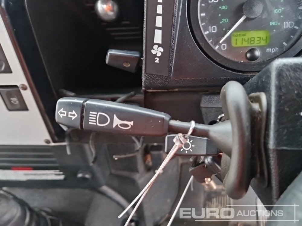 SUV 2002 Land Rover Defender 90: obrázok 38 SUV 2002 Land Rover Defender 90: obrázok 38