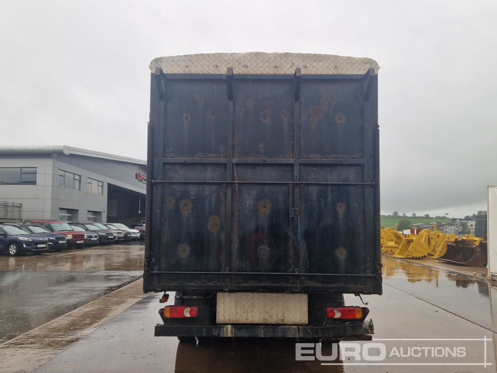 2005 DAF LF45.130 - Přepravník zvířat: obrázok 4 2005 DAF LF45.130 - Přepravník zvířat: obrázok 4