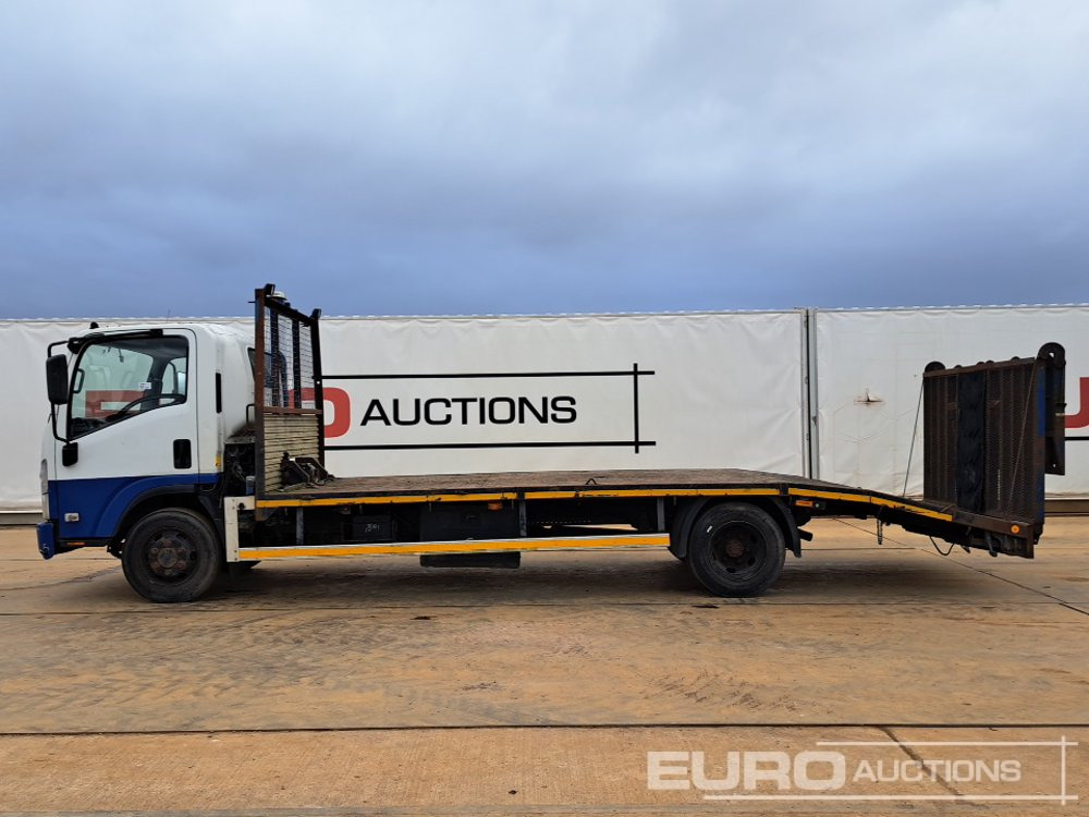 2010 Isuzu 4x2 Beavertail Plant Lorry, Auto Gearbox, Winch, Hydraulic Fliptoe Ramp - Valníkový/ Plošinový nákladný automobil: obrázok 2 2010 Isuzu 4x2 Beavertail Plant Lorry, Auto Gearbox, Winch, Hydraulic Fliptoe Ramp - Valníkový/ Plošinový nákladný automobil: obrázok 2