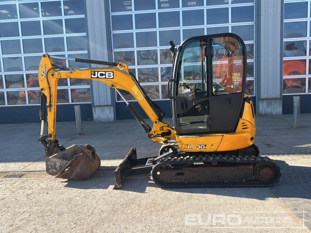 2011 JCB 8030 - Mini rýpadlo: obrázok 2 2011 JCB 8030 - Mini rýpadlo: obrázok 2
