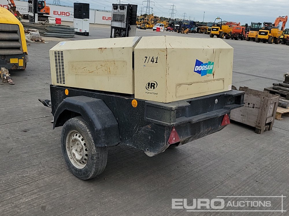 2012 Doosan 741 - Vzduchový kompresor: obrázok 3 2012 Doosan 741 - Vzduchový kompresor: obrázok 3