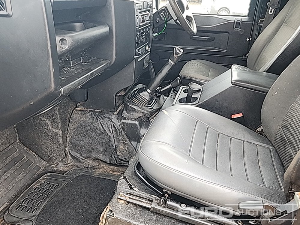 SUV 2012 Land Rover Defender 90: obrázok 13 SUV 2012 Land Rover Defender 90: obrázok 13