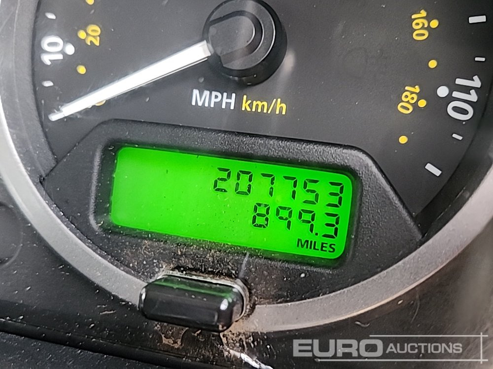 SUV 2012 Land Rover Defender 90: obrázok 38 SUV 2012 Land Rover Defender 90: obrázok 38