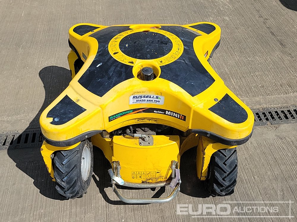 2013 Ransomes SPIDER MINI11 - Záhradná kosačka: obrázok 4 2013 Ransomes SPIDER MINI11 - Záhradná kosačka: obrázok 4