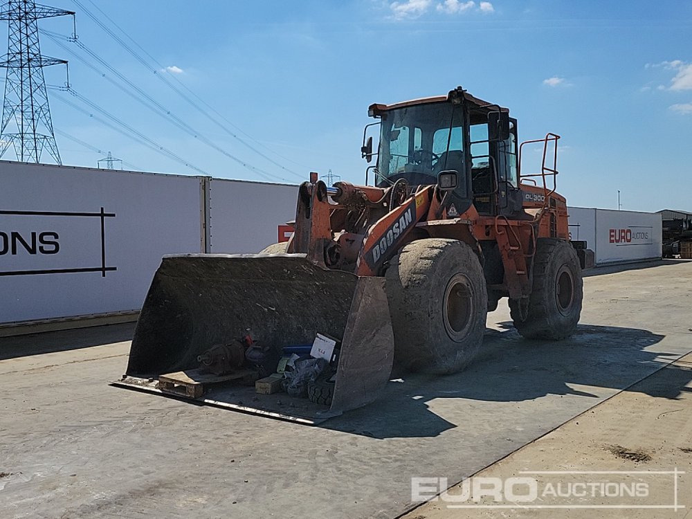 2014 Doosan DL300 - Kolesový nakladač: obrázok 1 2014 Doosan DL300 - Kolesový nakladač: obrázok 1