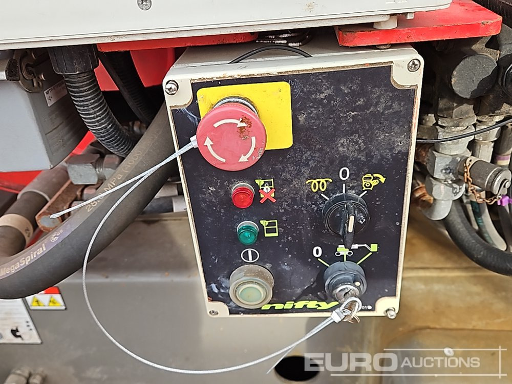 Pracovná plošina 2014 Niftylift HR21D: obrázok 30 Pracovná plošina 2014 Niftylift HR21D: obrázok 30